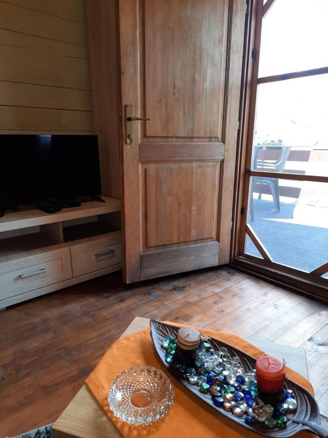 Mali Raj Apartmani Cetinje Exterior foto