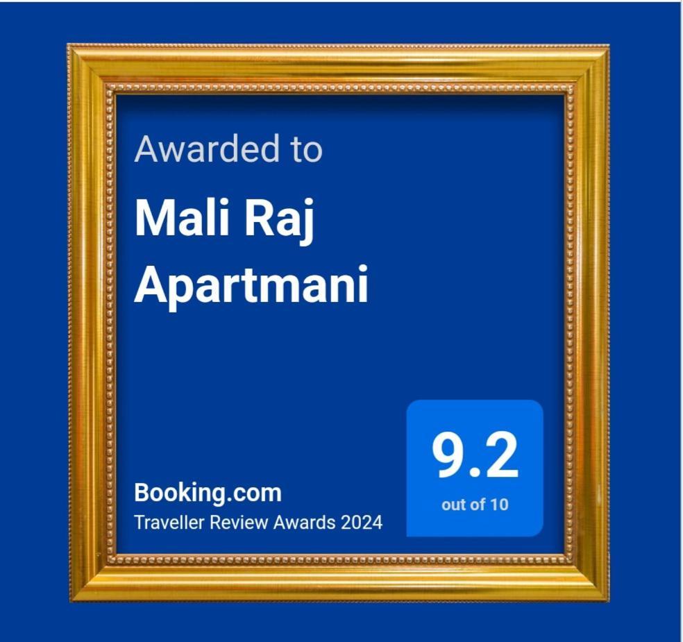 Mali Raj Apartmani Cetinje Exterior foto